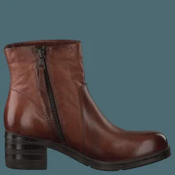 Boots Scuby Brandy