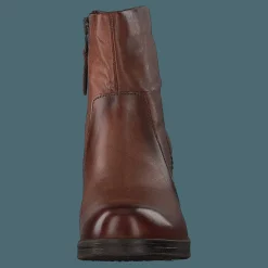 Boots Scuby Brandy