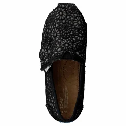 Classics Kids Black Crochet