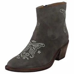 Crusade Low Pale Sand