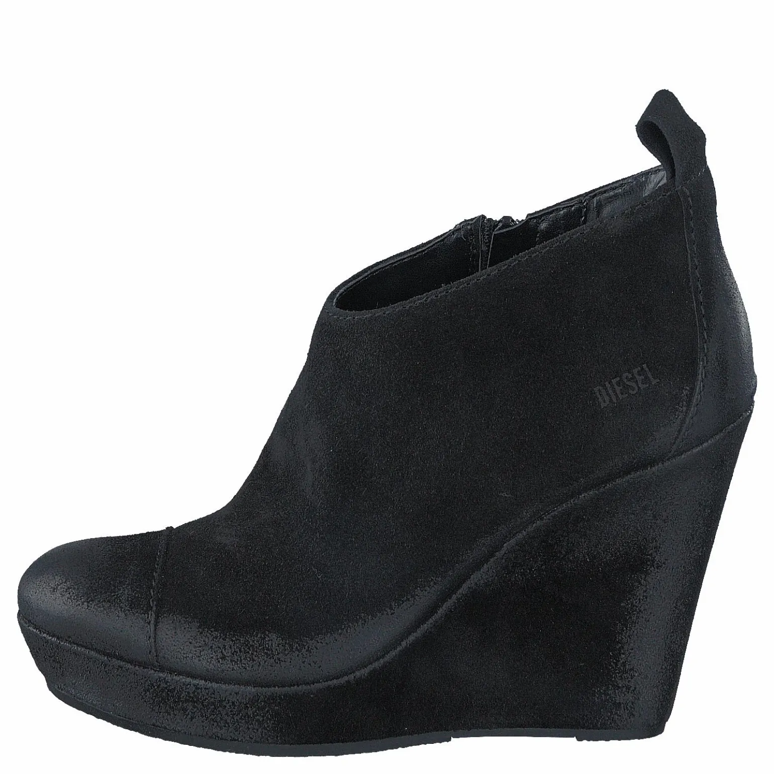 Dancing Queen Valzery