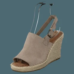 Desert Taupe Suede Desert Taupe