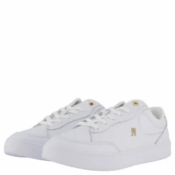 Essential Chic Court Sneaker White