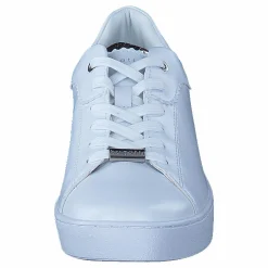 Fergie White/silver