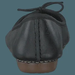 Freckle Ice Black Leather