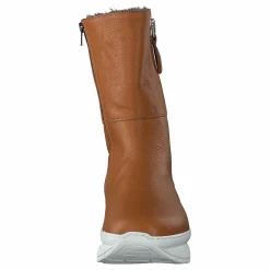 Hedvig Cervo / Cuoio