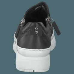 Hedvig Sauvage / Nero