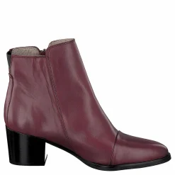 Jolie 470013 Bordeaux