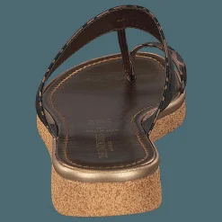 Leonora1160 Light Chestnut