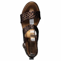 Leoonora5060 Light Chestnut