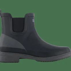 Low Color Boot W Black