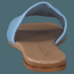 Madeleine Light Blue