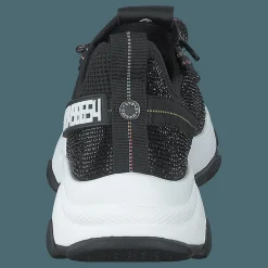 Maxilla-r Black/black