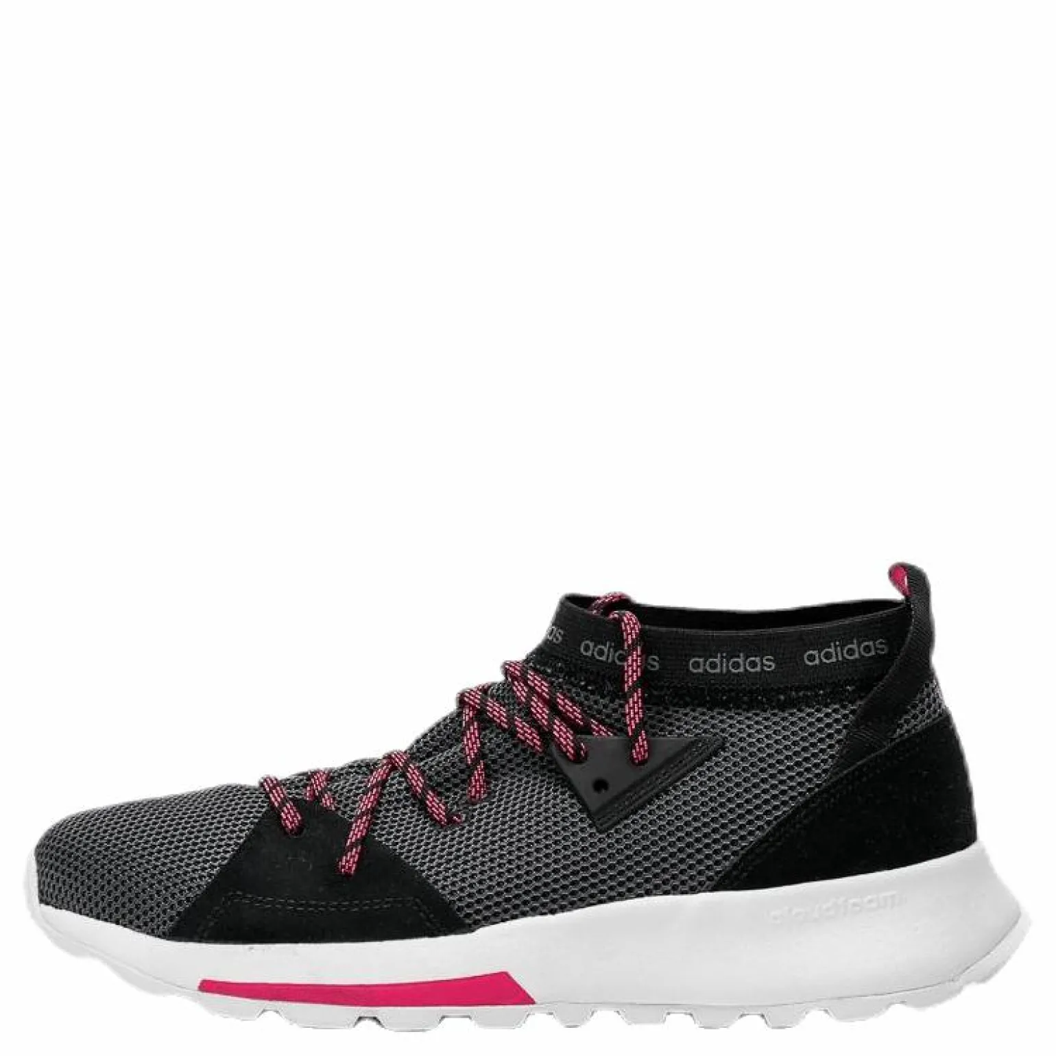Quesa Shoes Core Black / Grey Five / Shock Pink
