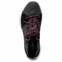 Quesa Shoes Core Black / Grey Five / Shock Pink