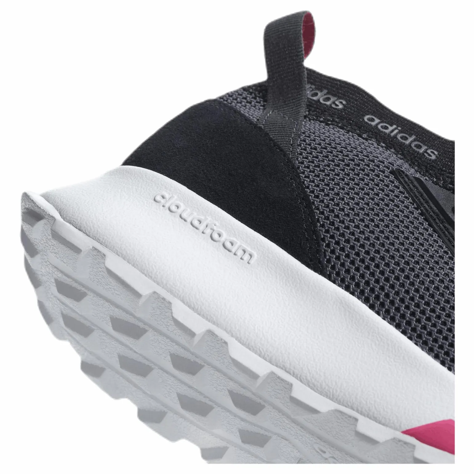 Quesa Shoes Core Black / Grey Five / Shock Pink