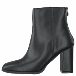 Squared Front Ankle Boots Black