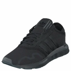 Swift Run X Core Black / Black Blue Metallic / Carbon