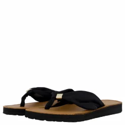 Th Elevated Beach Sandal