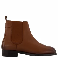 Th Stud Leather Low Chelsea Cognac Brown