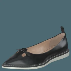 The Mouse Shoe Black