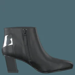 Twist Flow Bootie Black