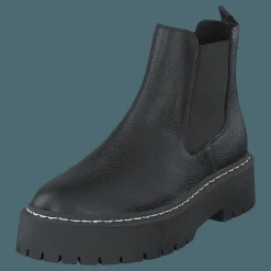 Veerly Black Leather