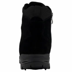 Woodford L Studs Black